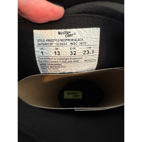 Western Chief Kids Freestyle Neoprene Outdoor Rain Snow Cold Boots Size 1 NWT - Picture 5 of 9